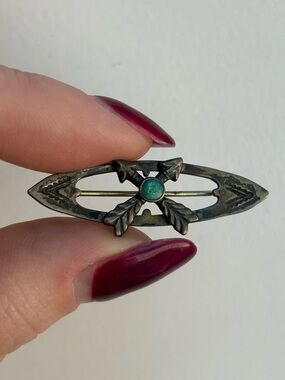 Antique Turquoise Sterling Silver Pin Brooch with Crossed Arrows Native American